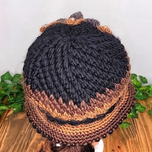 Crochet Hat. Classy. Floral. Handmade. OSFA. Like New. - Picture 3 of 9
